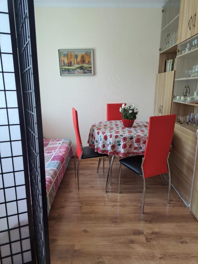 Ziemielu Mols Apartaments/Pirma Linija Pie Juras Лієпая Екстер'єр фото